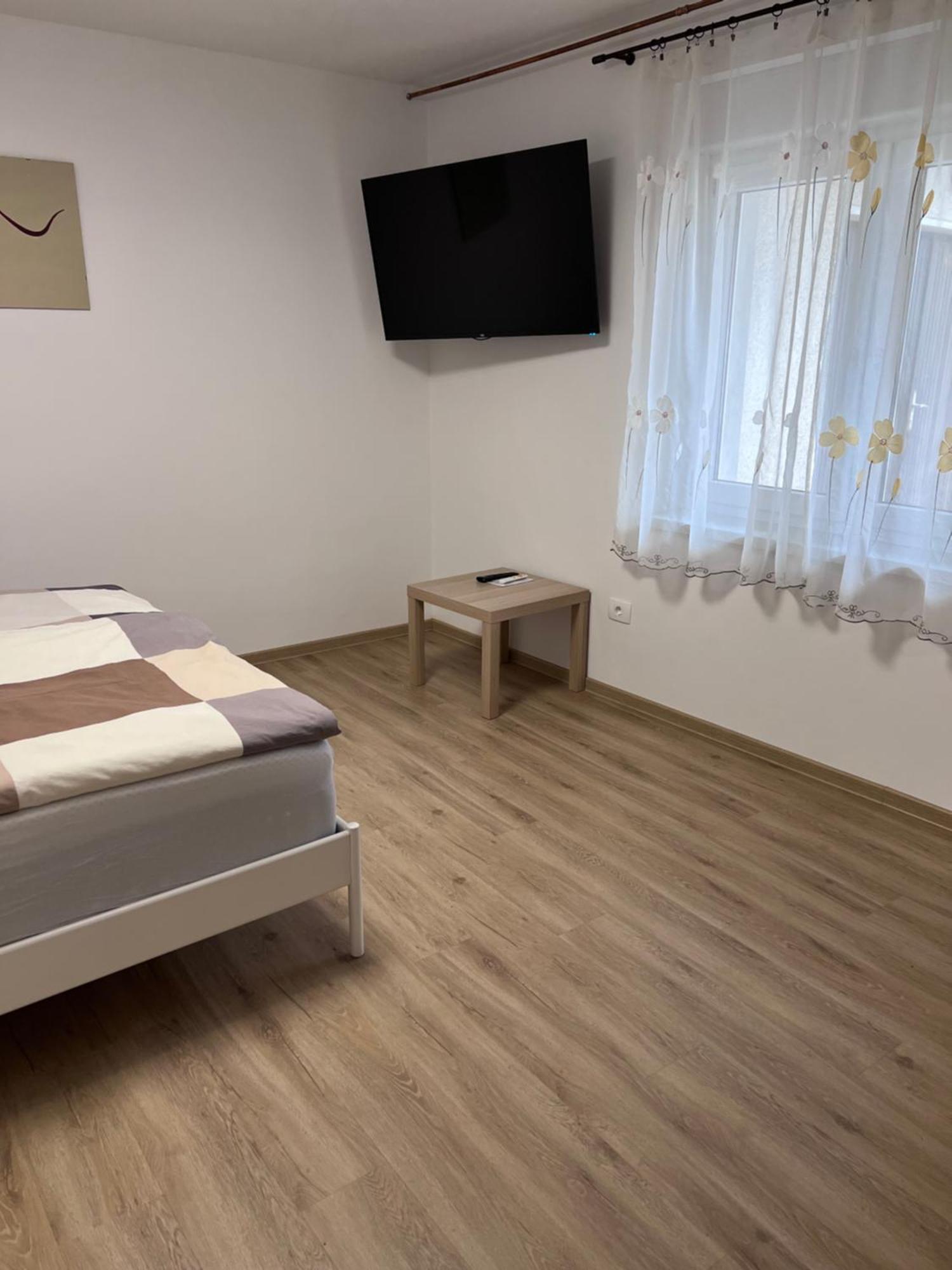 Stara Jezica Apartments With Wifi リュブリャナ 部屋 写真